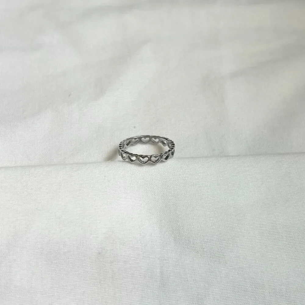 Vintage Inspired Luxury Silver Tone Ring